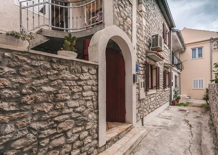 Oldtown Apola 1 *