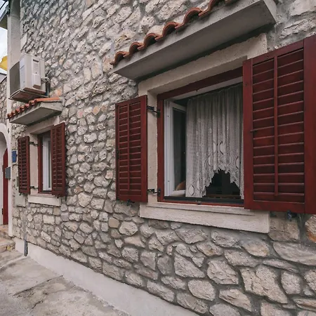 Apartment Oldtown Apola 1 *